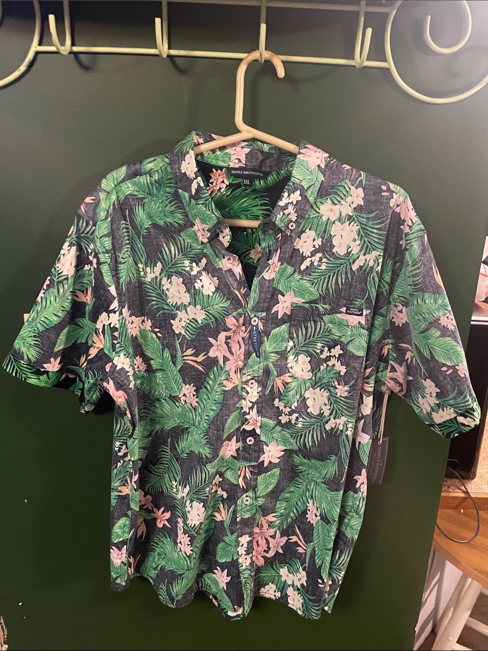 Simply Southern Men's Short-Sleeve Button-Down Shirt - Green/Pink/Black NWT